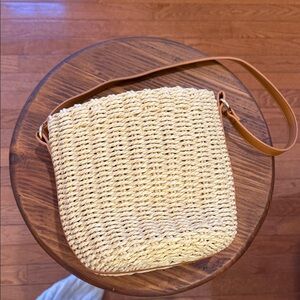 Shiraleah Chicago Straw Crossbody Bag with Tan Strap